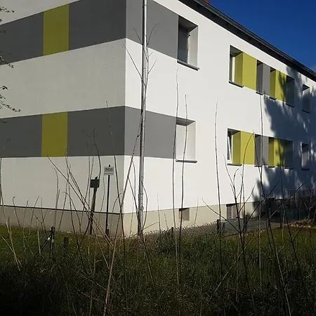 Grune Fewo Am Waldrand Apartment